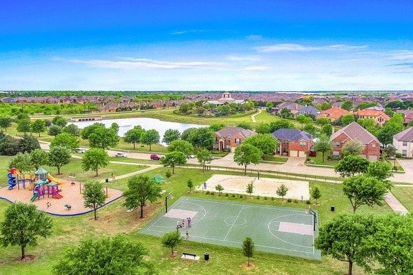 768 Telemark Trl, Frisco, TX 75036 - drone / aerial view of a large body of water