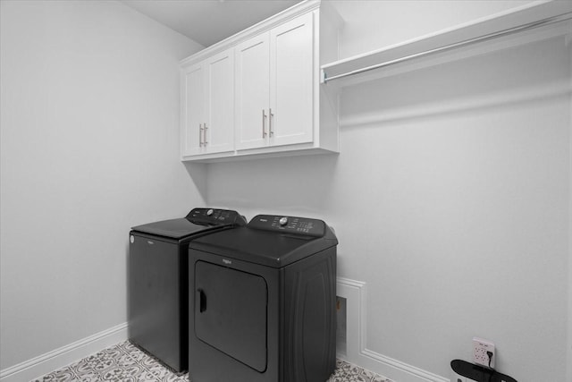929 Lady Tessala Ave, Lewisville, TX 75056 - washroom with washer and dryer, cabinet space, and baseboards