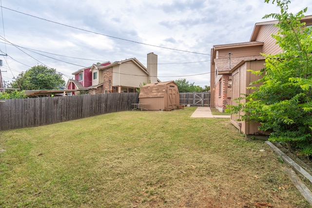808 Brockden Dr, Mesquite, TX 75149 - view of yard