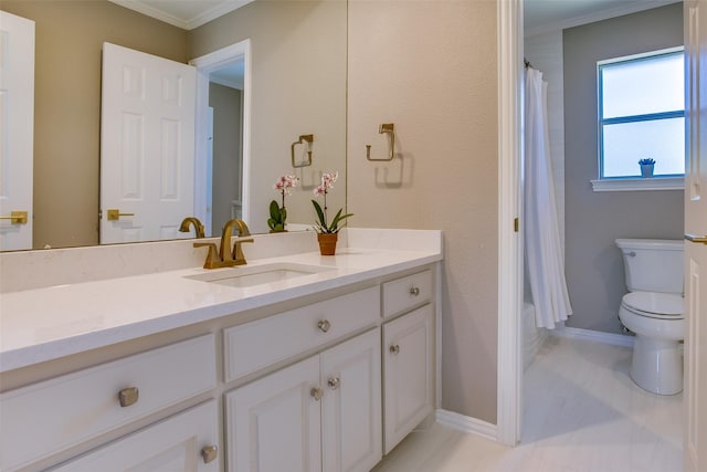 1360 Bent Trail Cir, Southlake, TX 76092 - bathroom with vanity and crown molding