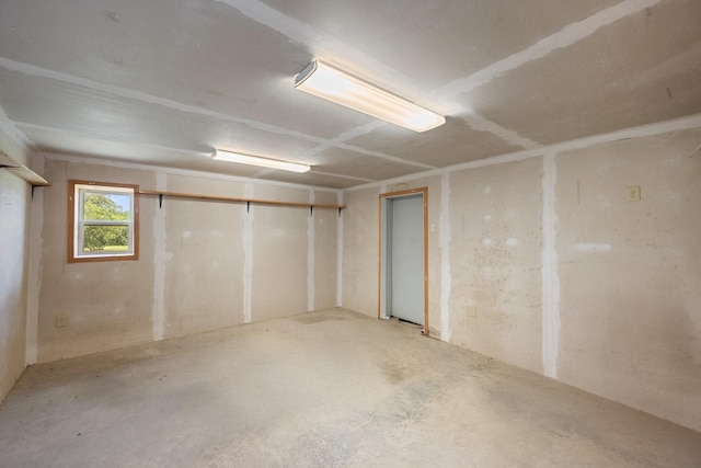 2109 County Road 4522, Justin, TX 76247 - view of below grade area