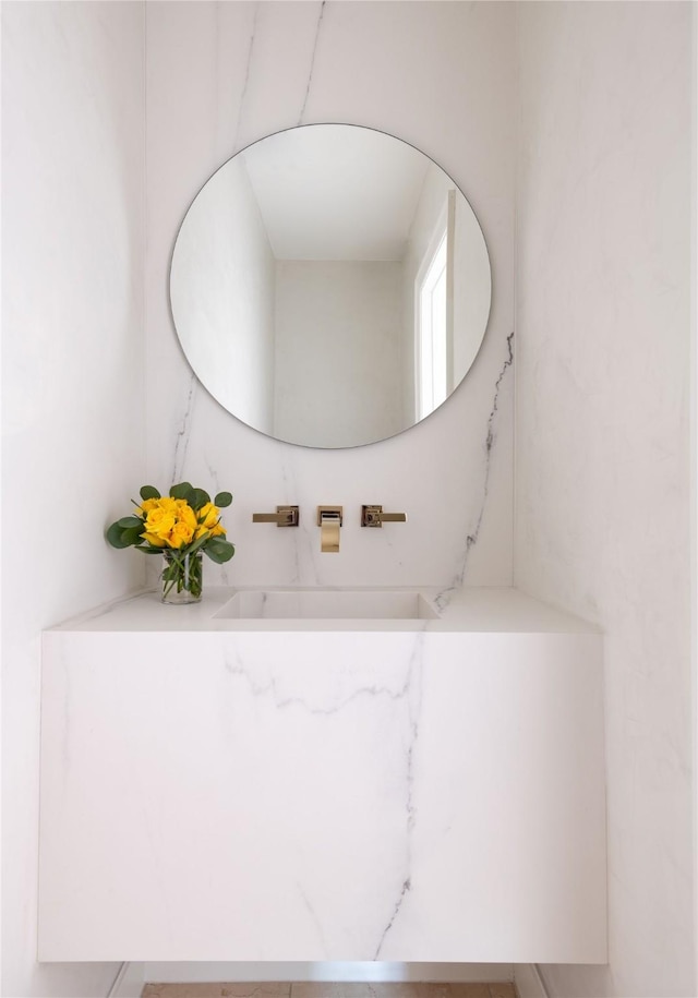 2828 Hood St Unit 1303, Dallas, TX 75219 - bathroom with vanity
