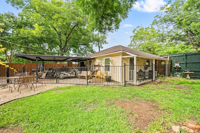 2307 5th Ave, Fort Worth, TX 76110 - rear view of house with a patio area