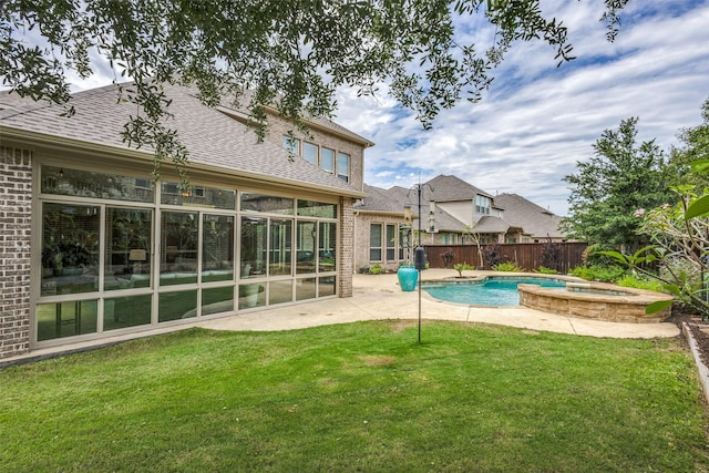 5014 Toledo Bend Dr, Frisco, TX 75033 - view of swimming pool with a fenced backyard, a patio area, and a pool with connected hot tub
