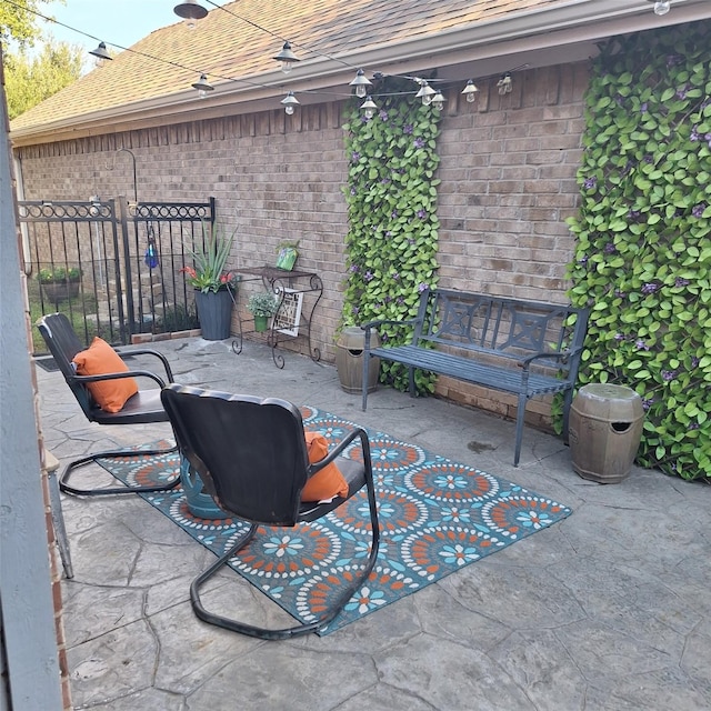 816 Claycourt Cir, Fort Worth, TX 76120 - view of patio / terrace