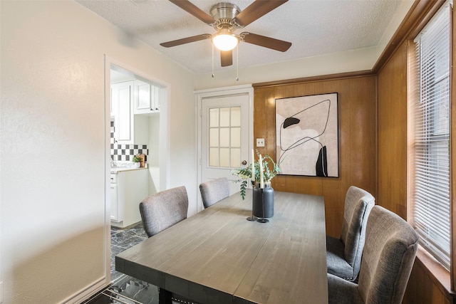 3406 Schwartz Ave, Fort Worth, TX 76106 - dining room with a ceiling fan and a textured ceiling