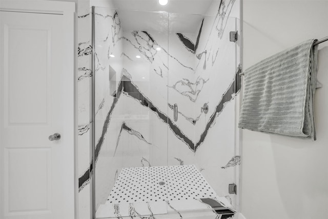 498 Cumberland Trl, Bridgeport, TX 76458 - full bath featuring a marble finish shower