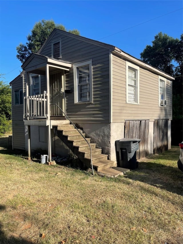 3551 W College St, Shreveport, LA 71109 - view of front of house with a front lawn