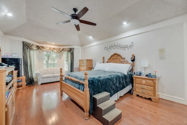 2805 Pine View Dr, Grapevine, TX 76051 - bedroom with light wood finished floors, vaulted ceiling, ceiling fan, and recessed lighting
