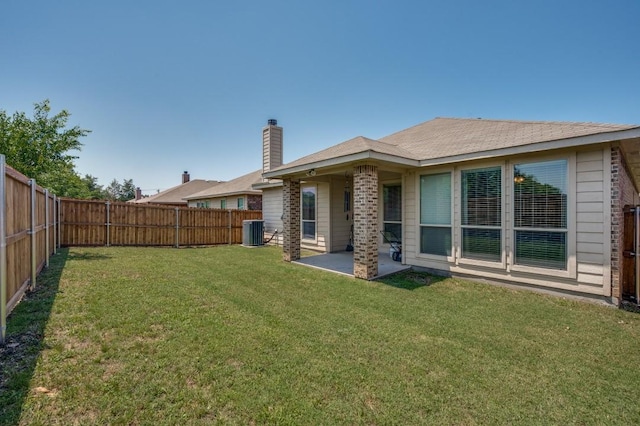6620 Friendsway Dr, Fort Worth, TX 76137 - back of house with central AC unit and a patio area