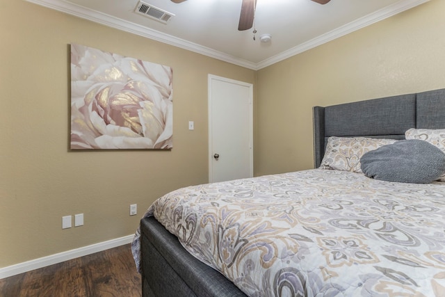 8713 Trinity Vista Trl, Fort Worth, TX 76053 - bedroom with wood finished floors, crown molding, baseboards, and a ceiling fan