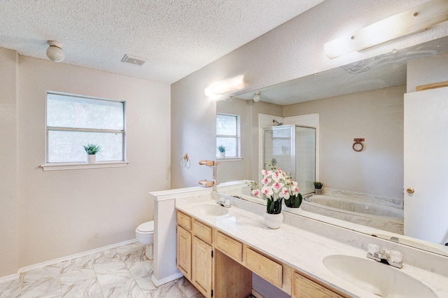 1019 W Lovers Ln W, Arlington, TX 76013 - full bath with a shower stall, double vanity, a garden tub, marble finish floors, and a textured ceiling