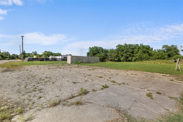 800 N 14th St, Honey Grove, TX 75446