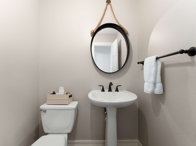 2917 Hallsville St, Dallas, TX 75204 - half bath with toilet