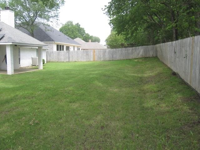 101 Ginger Dr, Pottsboro, TX 75076 - view of yard with central AC