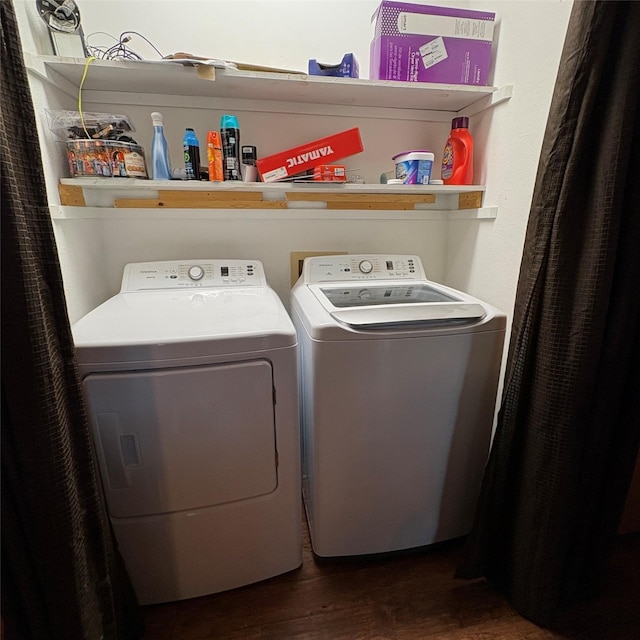 5632 Taylor Rd, River Oaks, TX 76114 - laundry area with separate washer and dryer and wood finished floors