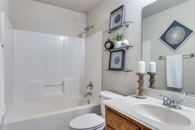 2600 Spencer Cir, Royse City, TX 75189 - full bath featuring toilet, bathing tub / shower combination, and vanity