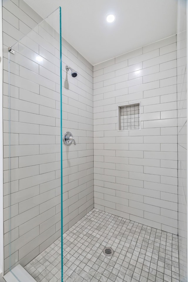 436 Crestwood Ter, Hurst, TX 76053 - full bathroom featuring a shower stall