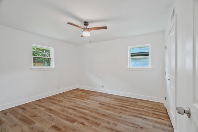 436 Crestwood Ter, Hurst, TX 76053 - unfurnished bedroom with baseboards, light wood finished floors, ceiling fan, and a closet