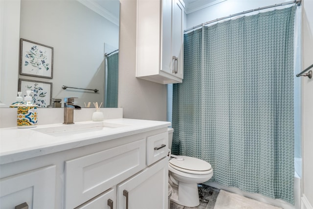 6242 Vickery Blvd, Dallas, TX 75214 - full bath with vanity, toilet, shower / tub combo, and ornamental molding