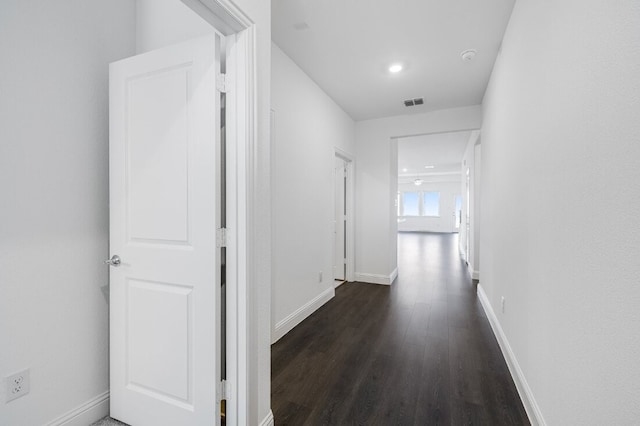 1204 Toro Trl, Fort Worth, TX 76052 - hall featuring dark wood-type flooring, baseboards, and recessed lighting