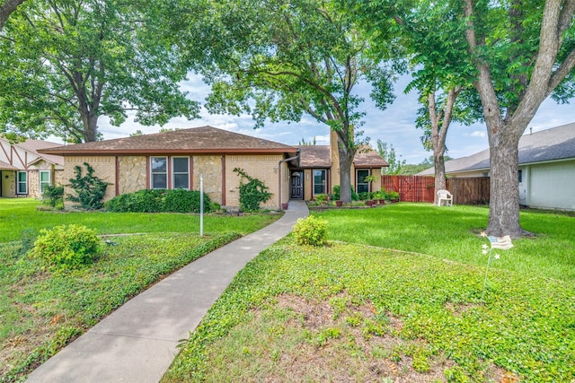 2007 Eastpark Dr, Richardson, TX 75081 - ranch-style house featuring brick siding