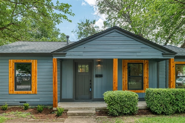 7333 Pensacola Ave, Fort Worth, TX 76116 - bungalow with roof with shingles and a porch