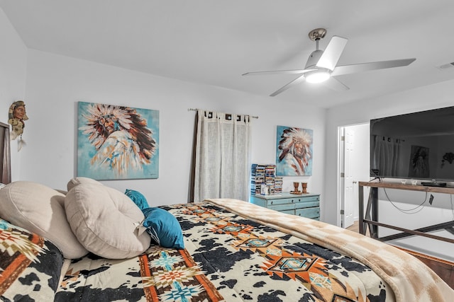 201 E Pearl St, Celeste, TX 75423 - bedroom with ceiling fan