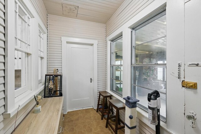 1425 W Gambrell St, Fort Worth, TX 76115 - view of corridor