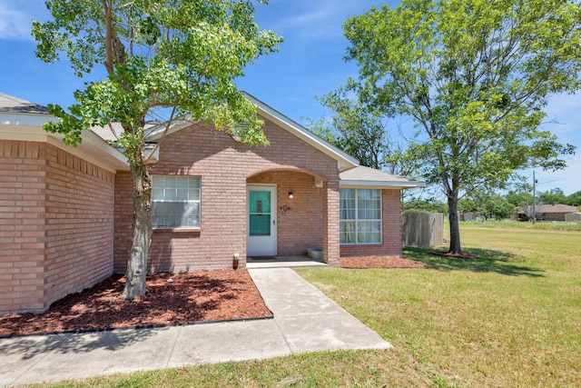 704 Windy Hl, Celeste, TX 75423 - view of front of home featuring brick siding