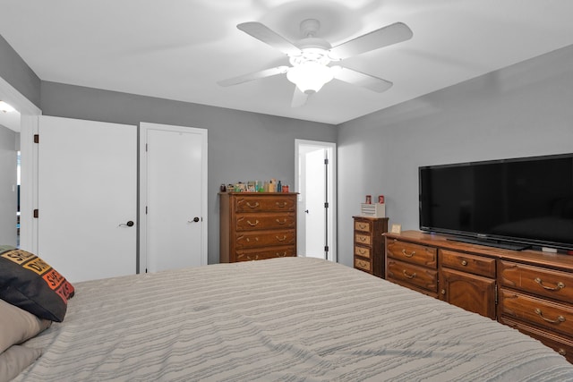 704 Windy Hl, Celeste, TX 75423 - bedroom featuring a ceiling fan