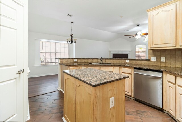 1164 Taylor Ln, Lewisville, TX 75077