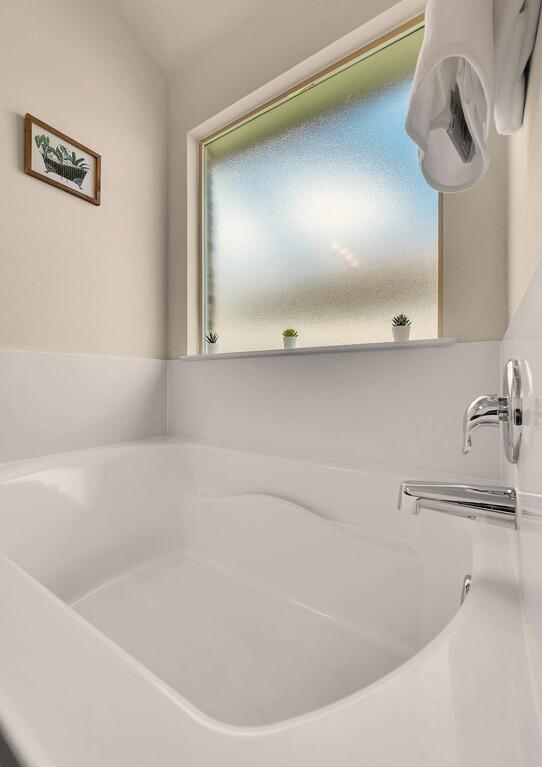 3200 Keathley Dr, Waco, TX 76655 - bathroom with a bath