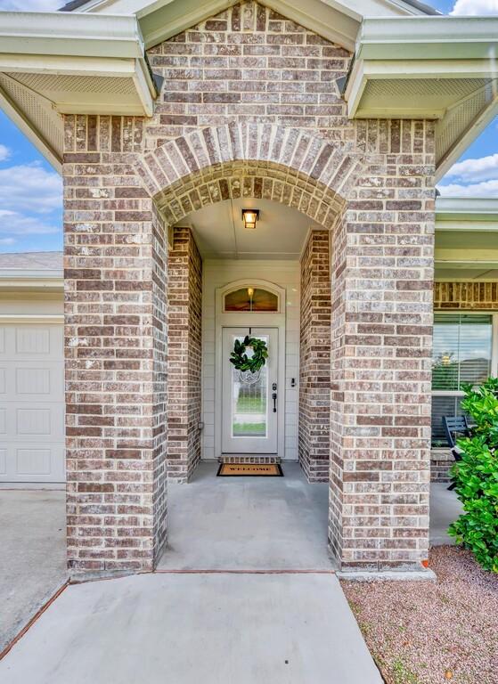 3200 Keathley Dr, Waco, TX 76655 - property entrance with brick siding
