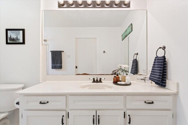 7844 Fairway Rd, Woodway, TX 76712 - bathroom with vanity and toilet