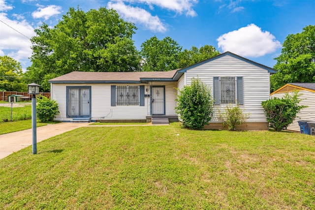 2363 Talco Dr, Dallas, TX 75241 - view of front of property with a front lawn