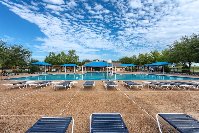 507 Clover Leaf Ln, Mckinney, TX 75072 - view of community pool