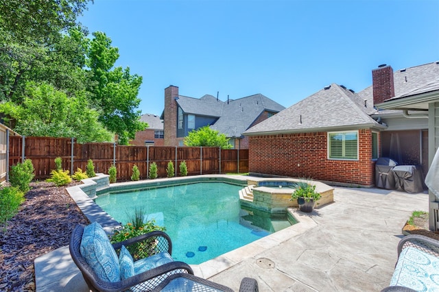 507 Clover Leaf Ln, Mckinney, TX 75072 - view of swimming pool with a fenced backyard, a patio, and a pool with connected hot tub