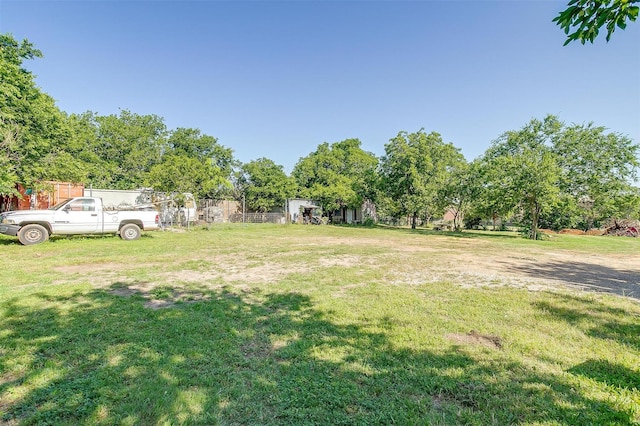 905 E Renfro St, Burleson, TX 76028 - view of yard
