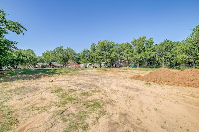905 E Renfro St, Burleson, TX 76028 - view of yard