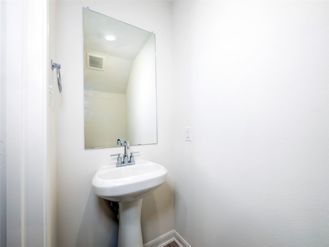 1218 Parker Dr, Princeton, TX 75407 - bathroom featuring a sink