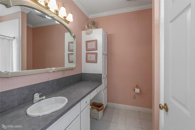 5705 Lake Side Dr, Bossier City, LA 71111 - full bath featuring vanity, crown molding, tile patterned floors, and baseboards