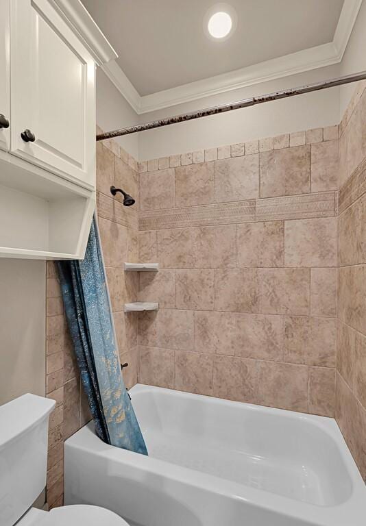 103 Saintsbury Cir, Waco, TX 76712 - full bathroom with toilet, shower / bath combo, and crown molding