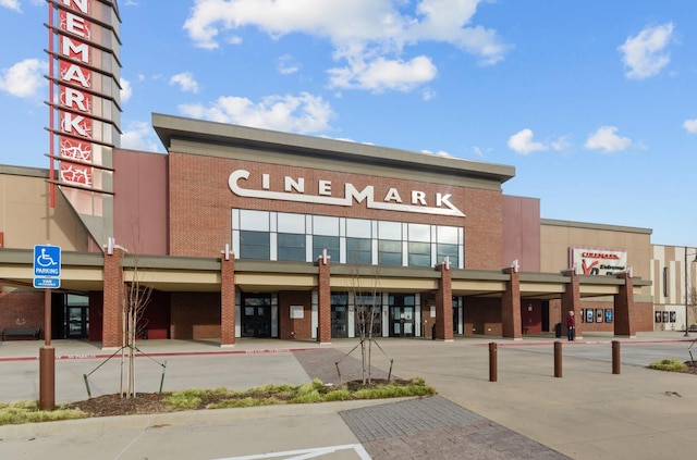 1740 Opaca Dr, Fort Worth, TX 76131 - view of commercial location