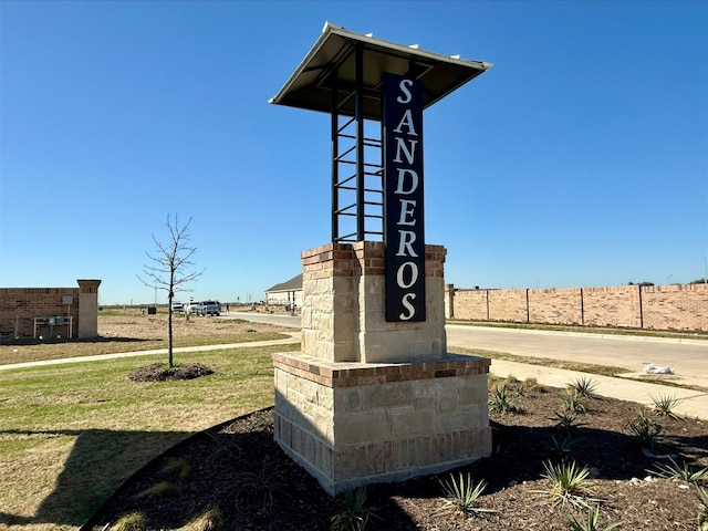 1740 Opaca Dr, Fort Worth, TX 76131 - exterior view