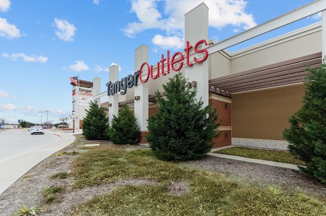 1740 Opaca Dr, Fort Worth, TX 76131 - view of building exterior