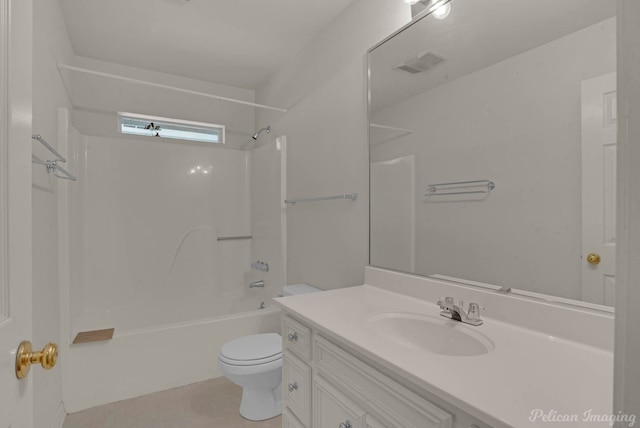 605 Erie St, Shreveport, LA 71106 - bathroom with toilet, vanity, and shower / tub combination