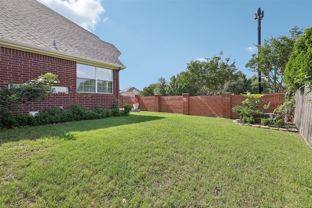 1908 Longfellow Ln, Flower Mound, TX 75028 - view of yard
