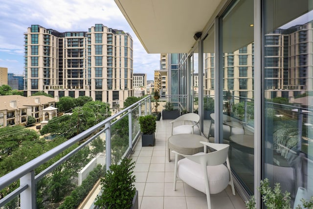 2900 Mckinnon St Unit 604, Dallas, TX 75201 - balcony featuring a view of city