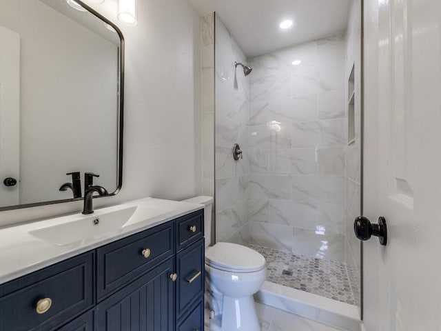 2032 Meadfoot Rd, Carrollton, TX 75007 - full bath with toilet, tiled shower, vanity, and recessed lighting